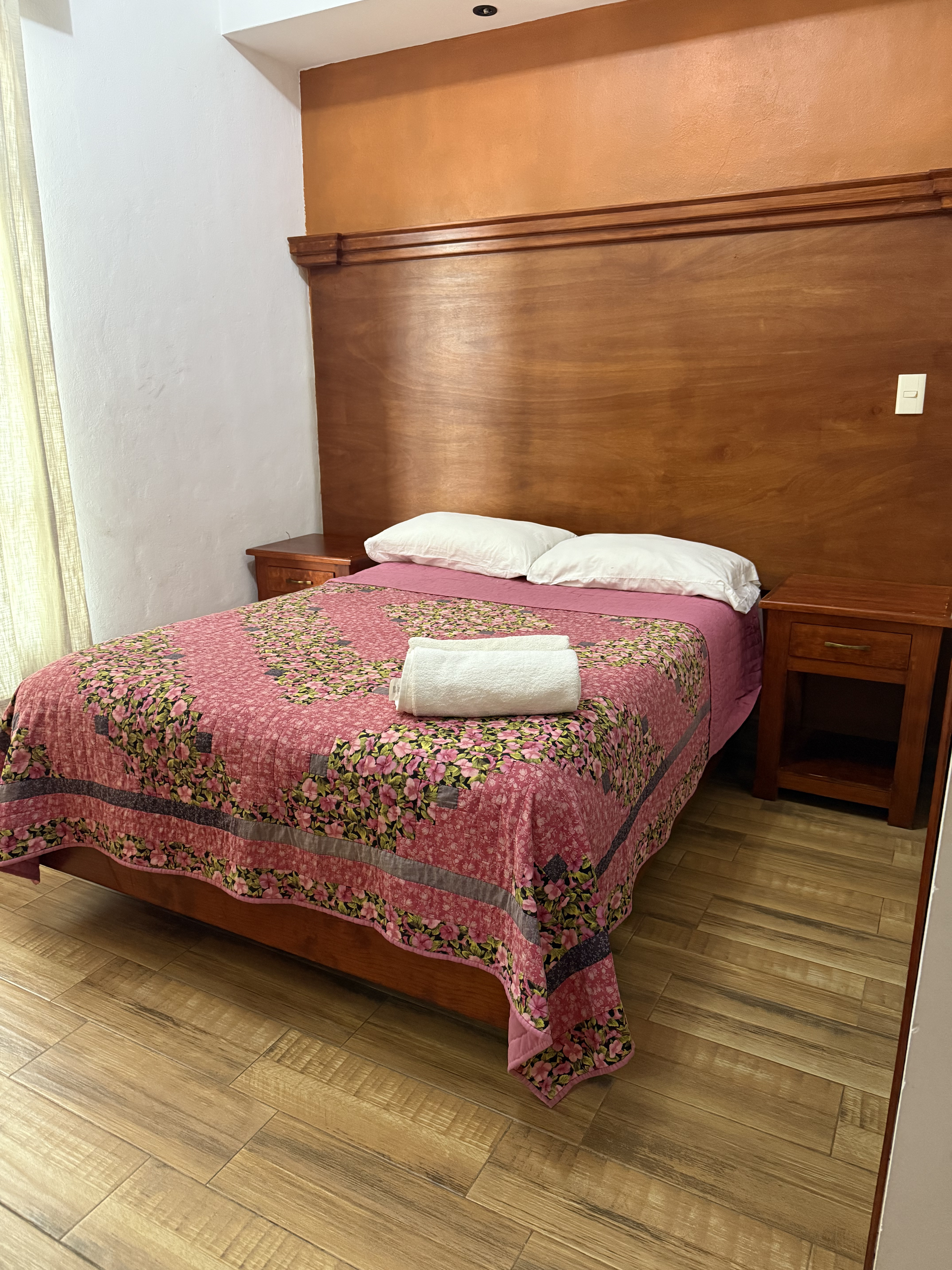 Habitación Matrimonial vista 1