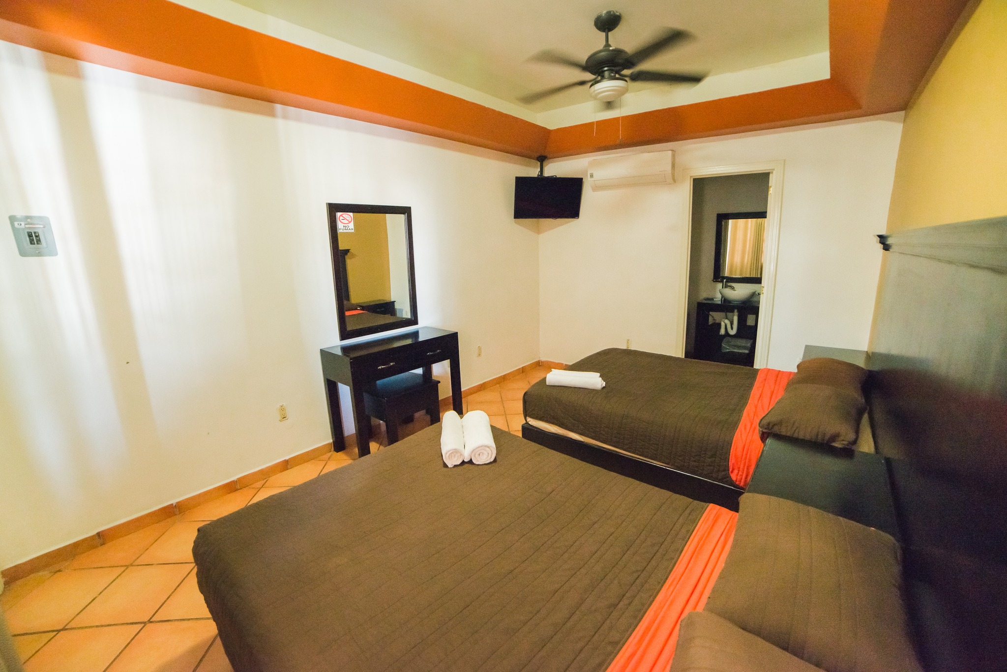 Habitación Triple vista 1